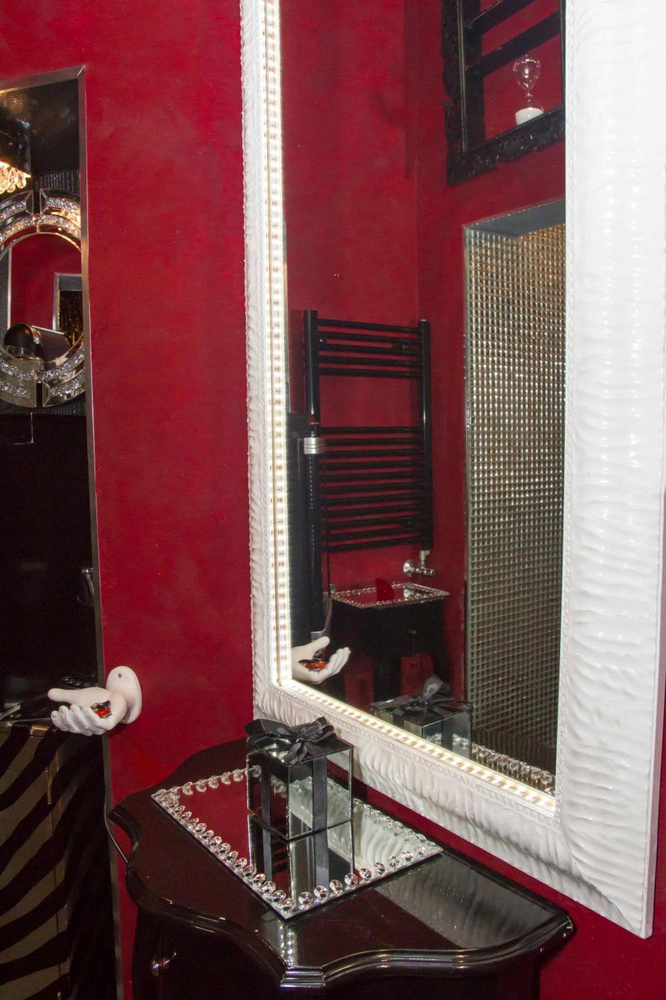 Jacuzzi Love SuitesweetRom Exterior foto